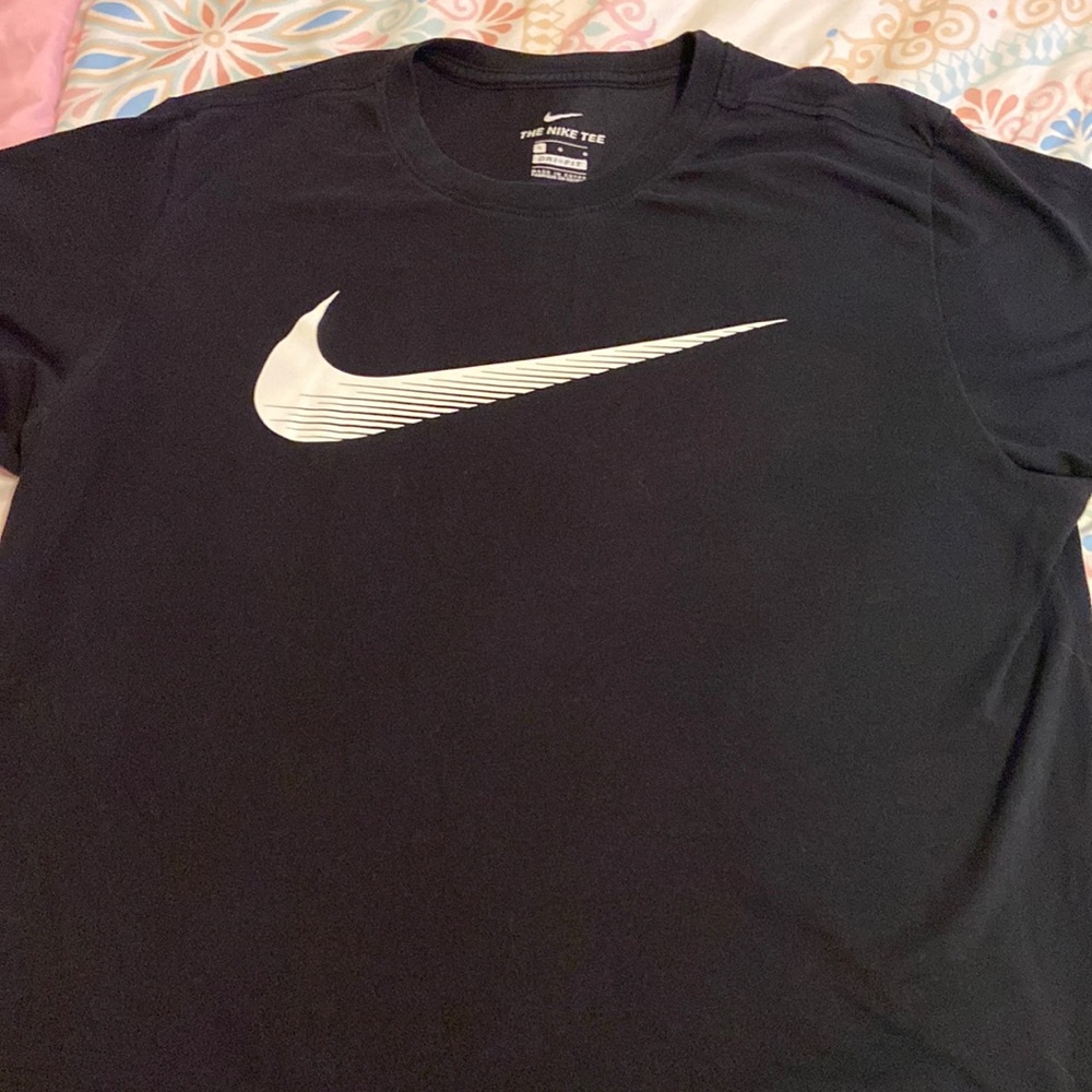 Nike T-shirt